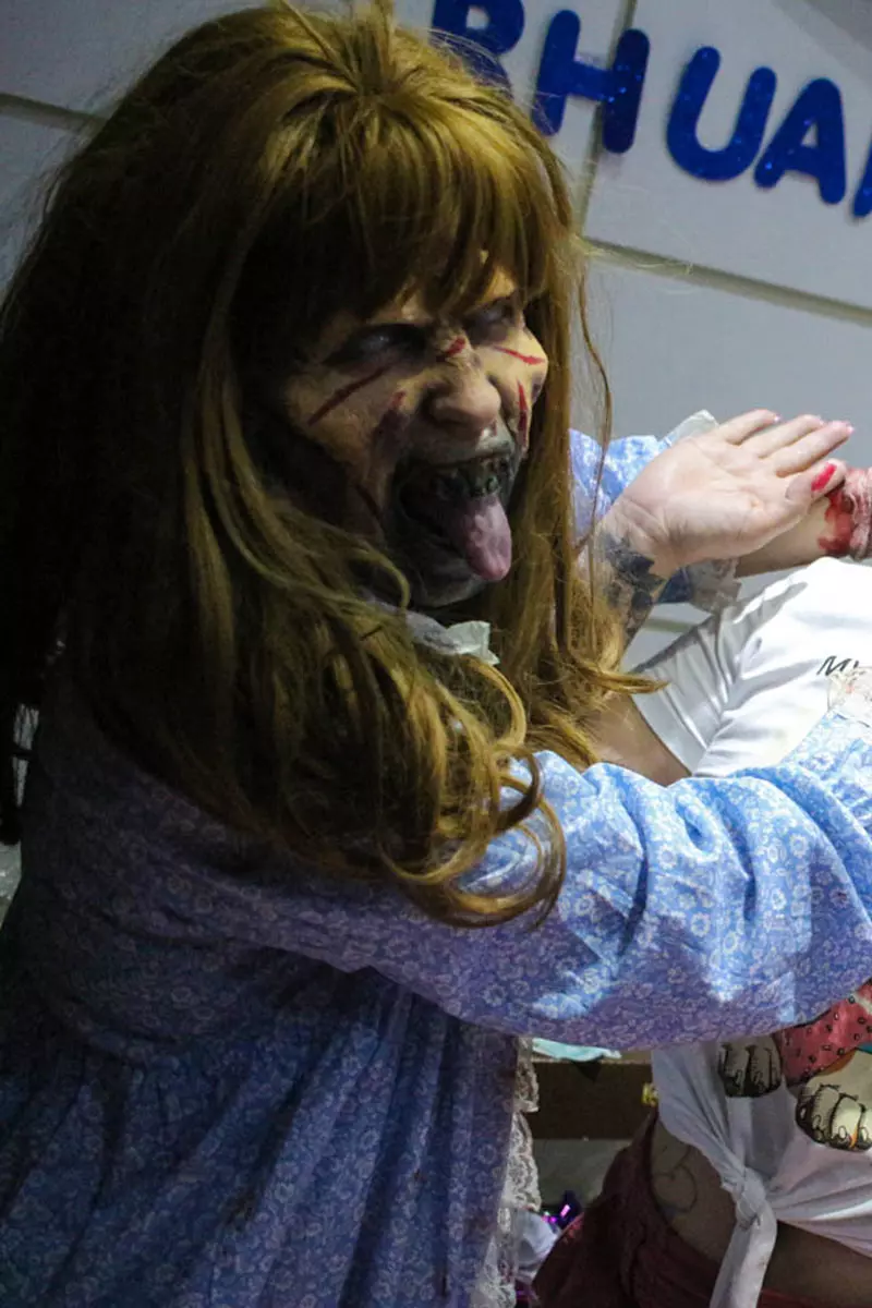 contratar reganmacneil cosplay contratar reganmacneil cosplay