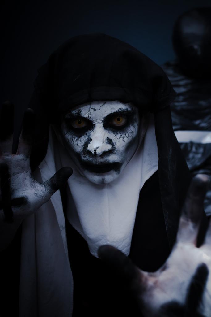 contratar personagens de terror em maua