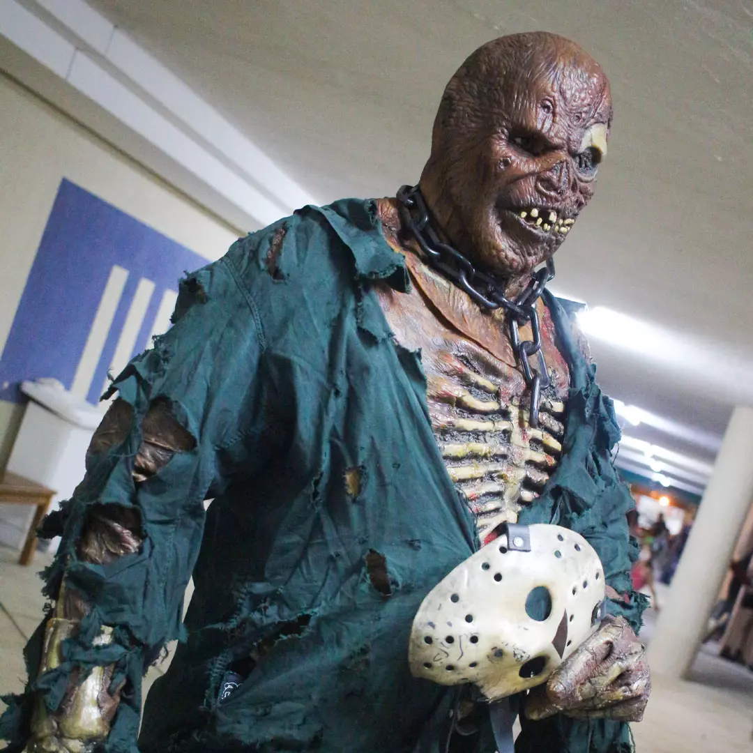 contratar personagens de terror em santos