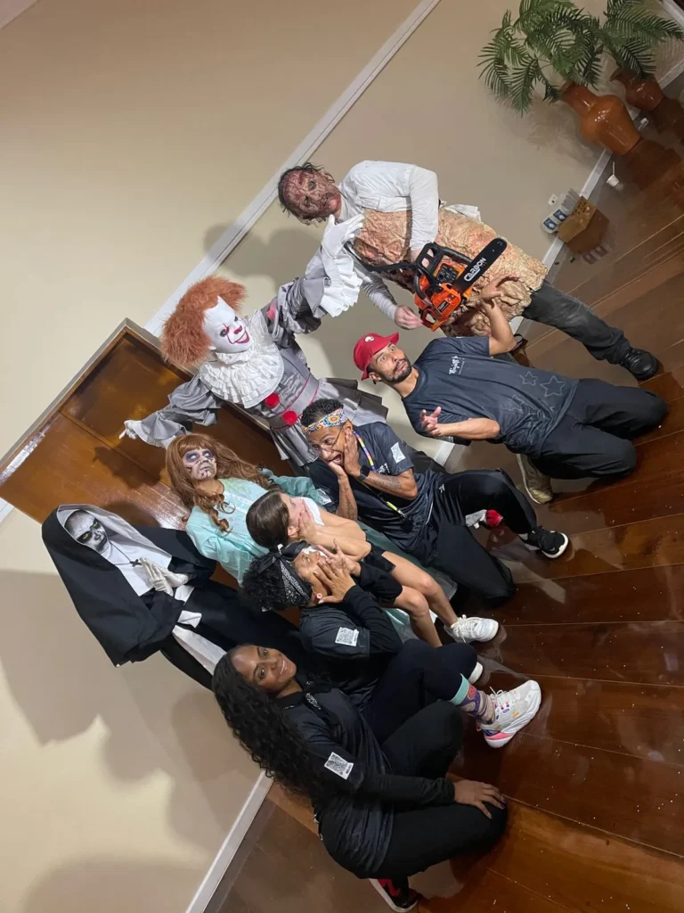 Vai em frente e então descubra onde contratar personagens de terror para criar um halloween inesquecivel Vai em frente e então descubra onde contratar personagens de terror para criar um halloween inesquecivel