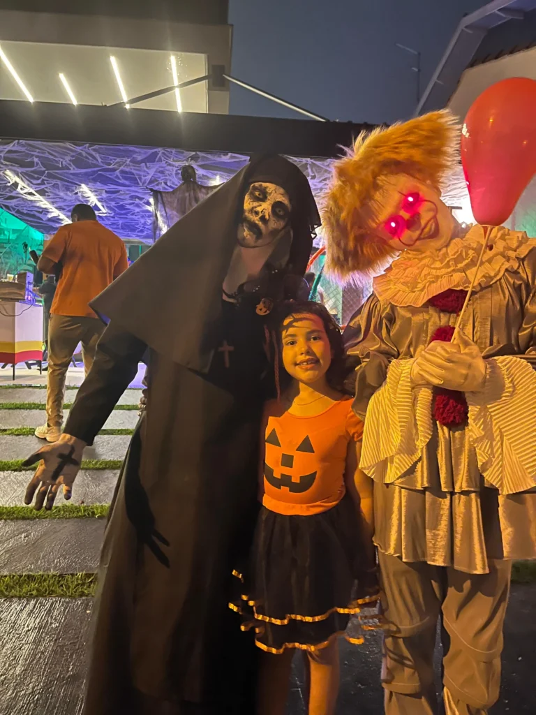 Vai em frente descubra onde contratar personagens de terror para criar um halloween inesquecivel Vai em frente descubra onde contratar personagens de terror para criar um halloween inesquecivel